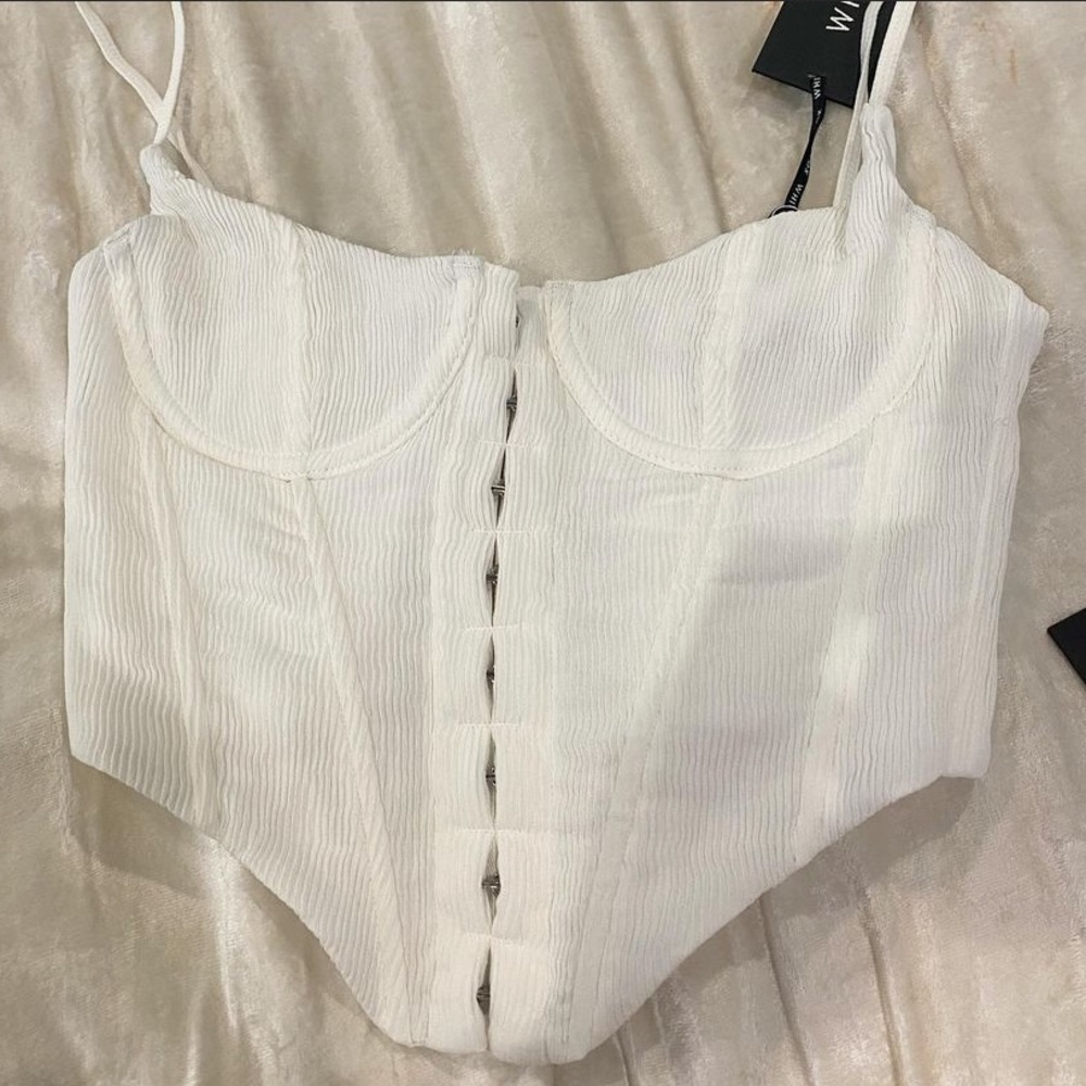 White fox boutique - stay young bustier in white